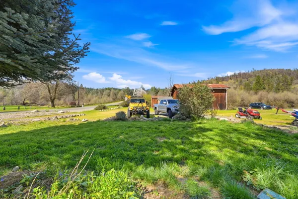 $324,900 | 11 Deadwood Road, Lewiston, CA 96052