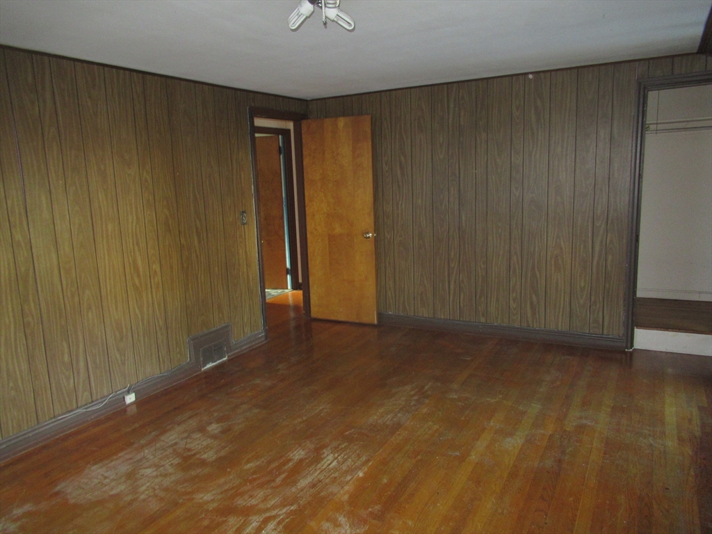 69 Chapin Terrace Springfield, MA 01107 - Photo 21 of 25 Gallery Image 21