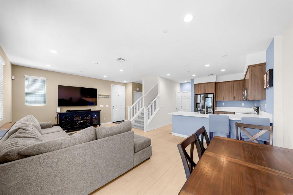 10529 Graphite Street Spring Valley, CA 91977 - Photo 3 of 24 Gallery Image 3