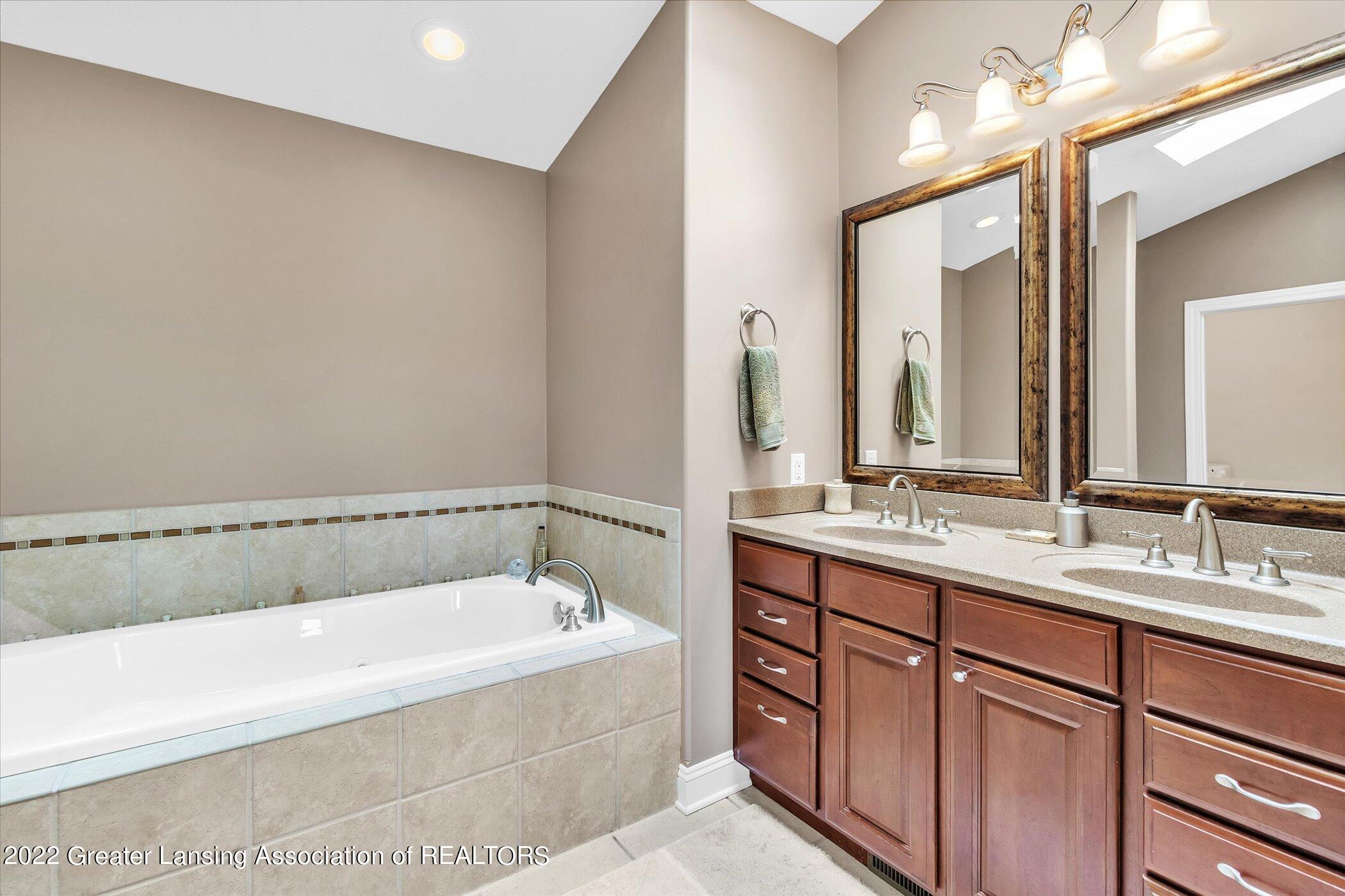 11775 Francis Road Dewitt, MI 48820 - Photo 28 of 78 30-11775-Francis-Rd-WindowStill-Real-Est