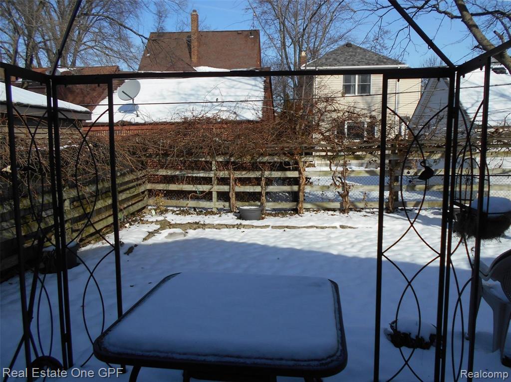 466 Touraine Road Grosse Pointe, MI 48236 - Photo 26 of 28