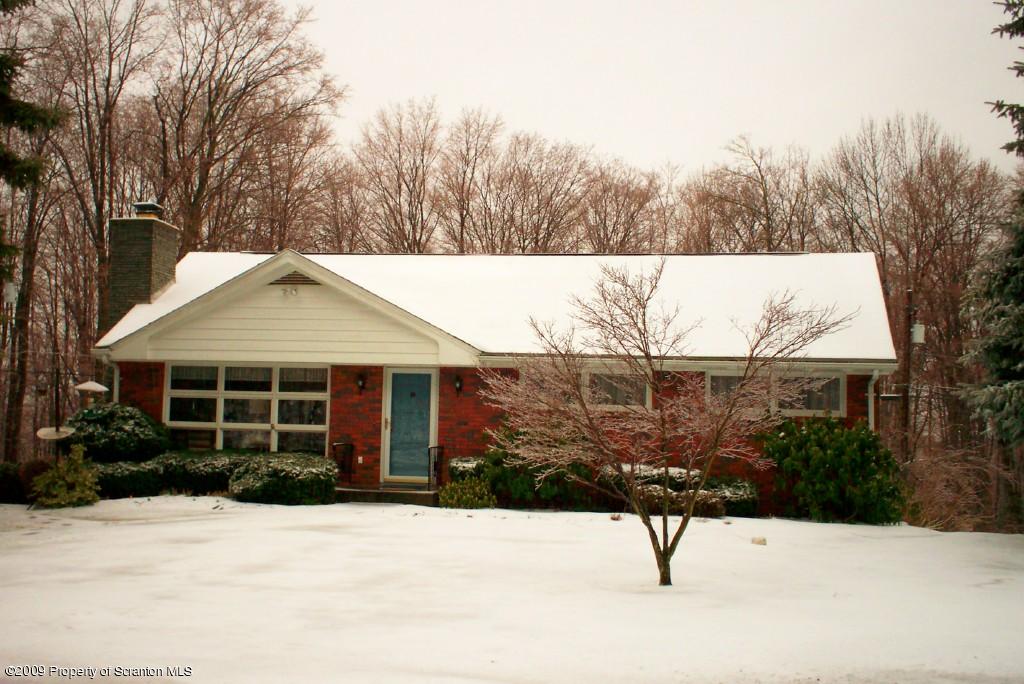 463 Laurel Road Moscow, PA 18444 - Photo 1 of 13 Gallery Image 1