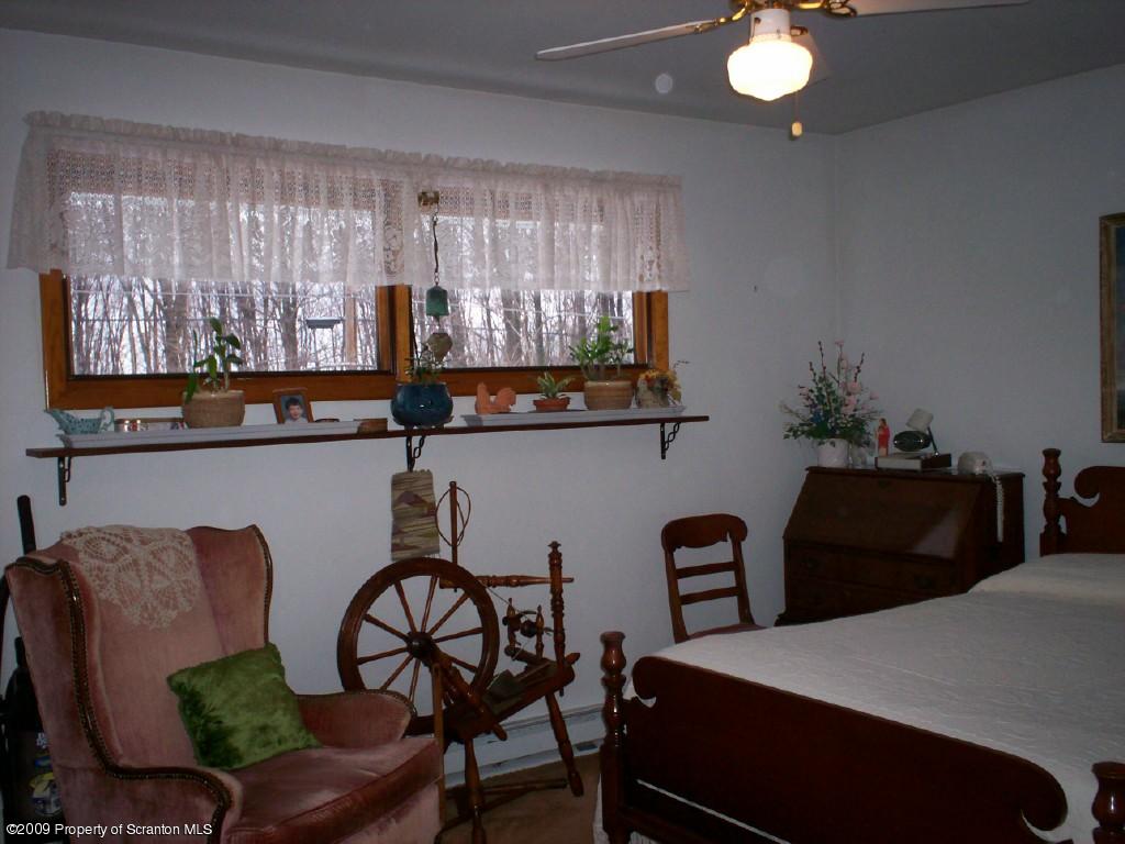 463 Laurel Road Moscow, PA 18444 - Photo 8 of 13 Gallery Image 8