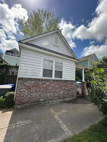 $585,000 | 227 Fishburne Street, Charleston, SC 29403