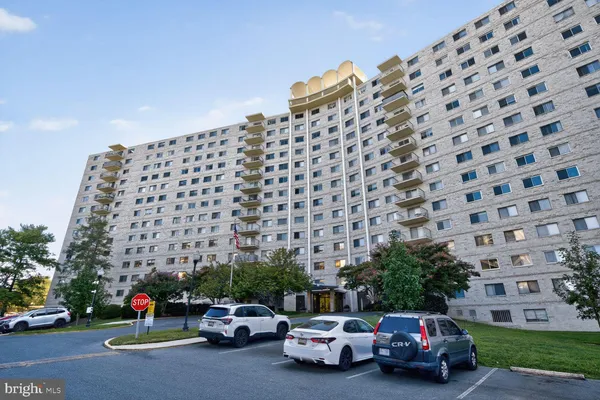 $3,600 | 1111 University Boulevard West, Unit 1016 & 1017, Silver Spring, MD 20902