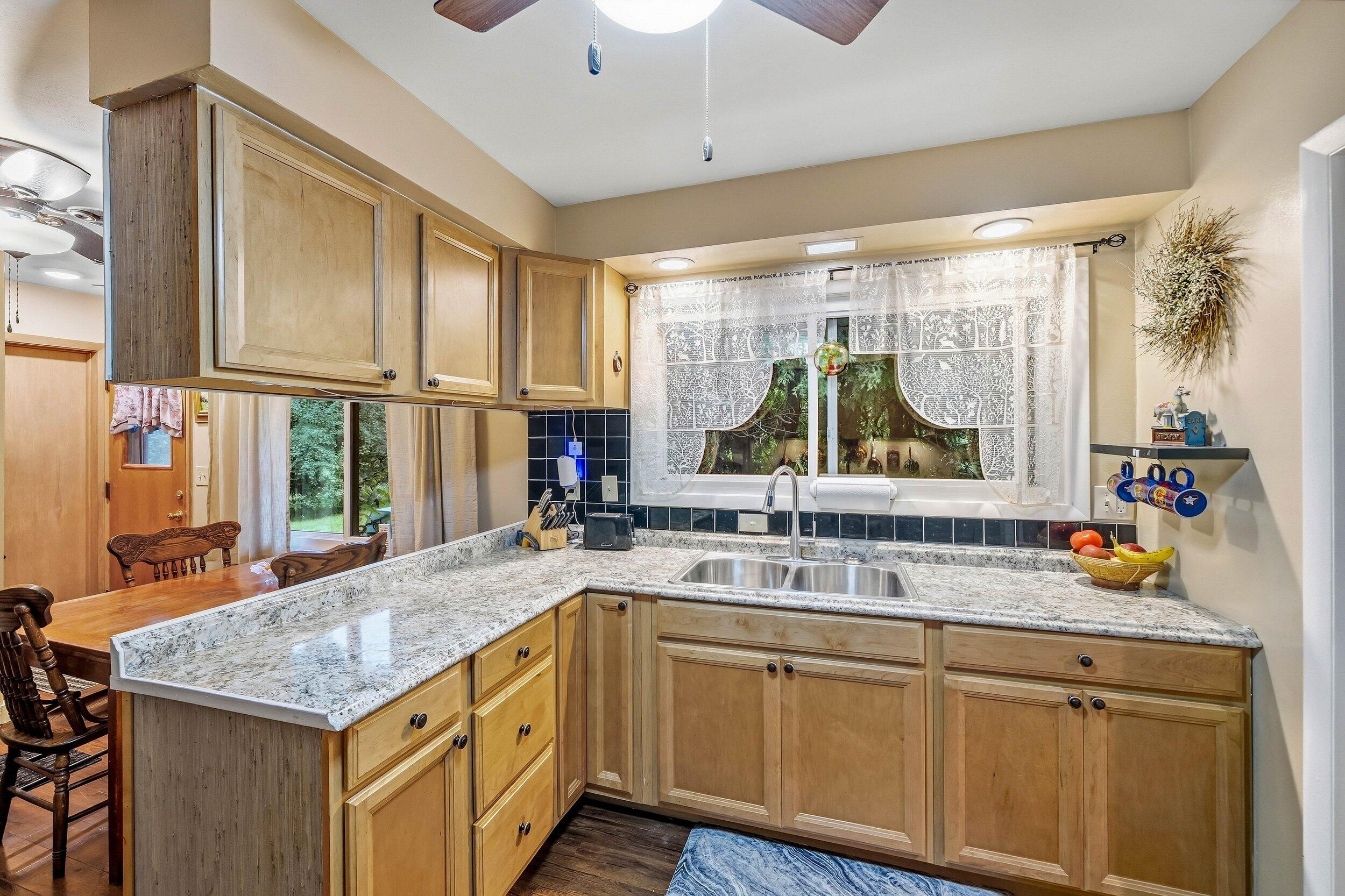 219 Heidel Road Thiensville, WI 53092 - Photo 7 of 33 Kitchen 2 (1)