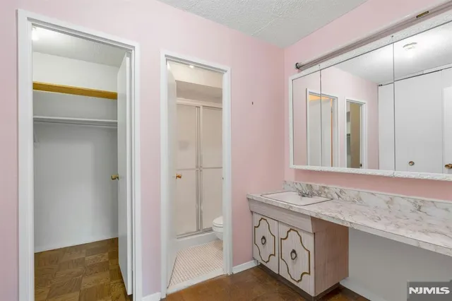 $200,000 | 2150 Center Avenue, Unit 2E, Fort Lee, NJ 07024