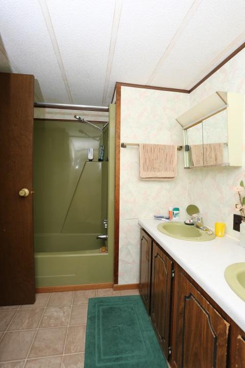 232 Horseshoe Bend Road Spring City, TN 37381 - Photo 10 of 16 10