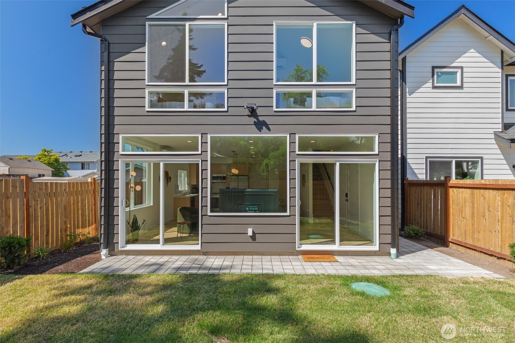 5349 South Fountain Street Seattle, WA 98178 - Photo 5 of 39