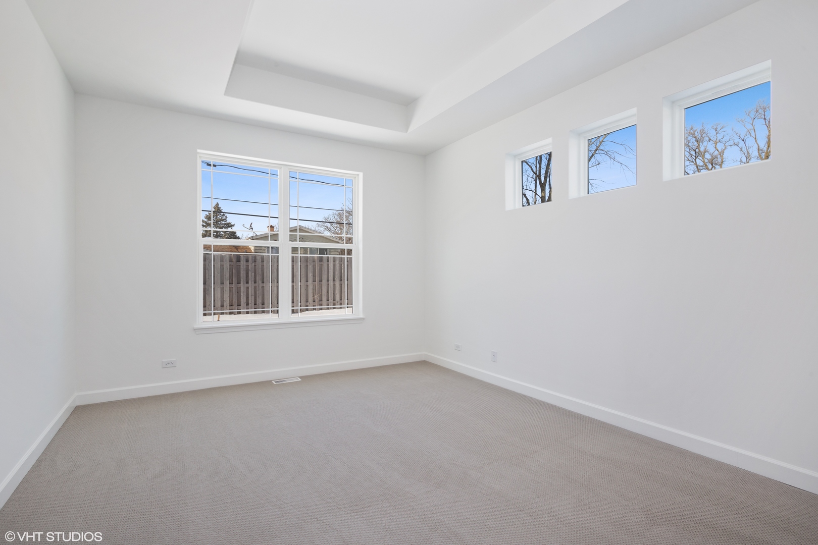 748 West Eagle Court Addison, IL 60101 - Photo 8 of 12