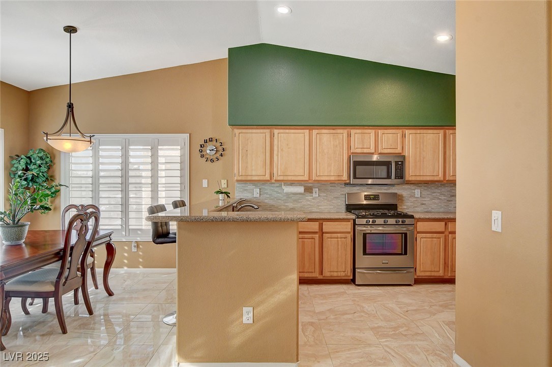 4940 Black Bear Road, Unit 202 Las Vegas, NV 89149 - Photo 13 of 37