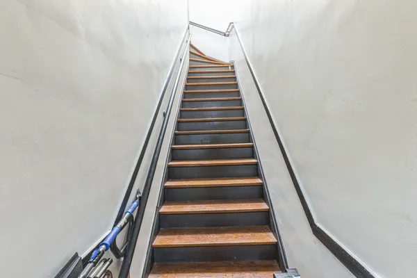 a view of entryway