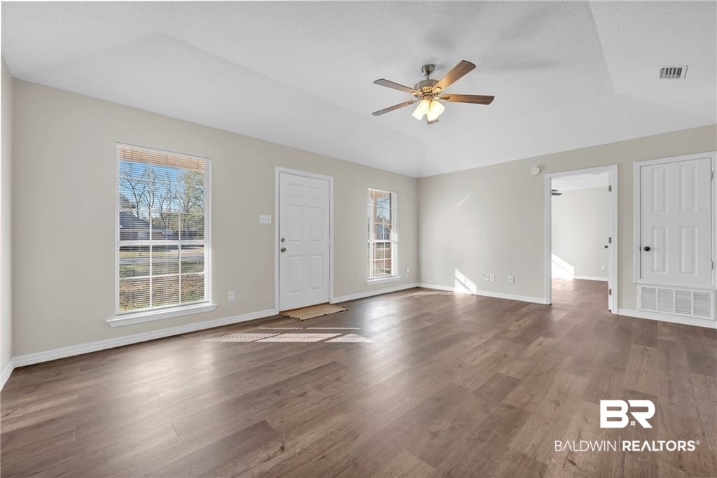 5410 Drexel Drive Theodore, AL 36582 - Photo 4 of 35