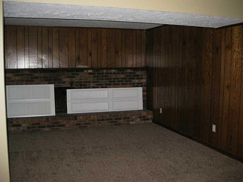 1203 Stonegate Road Greenwood, IN 46142 - Photo 11 of 23 Gallery Image 11