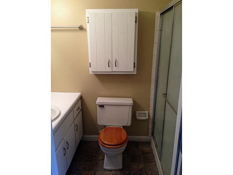 1203 Stonegate Road Greenwood, IN 46142 - Photo 7 of 23 Gallery Image 7