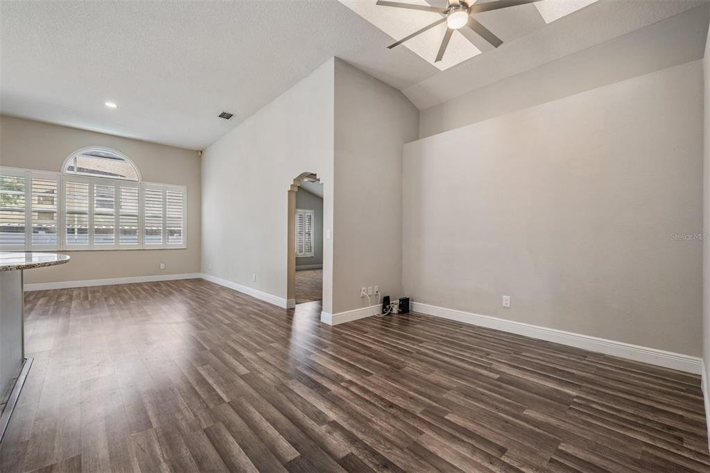 2315 Lyncrest Court Valrico, FL 33596 - Photo 12 of 42