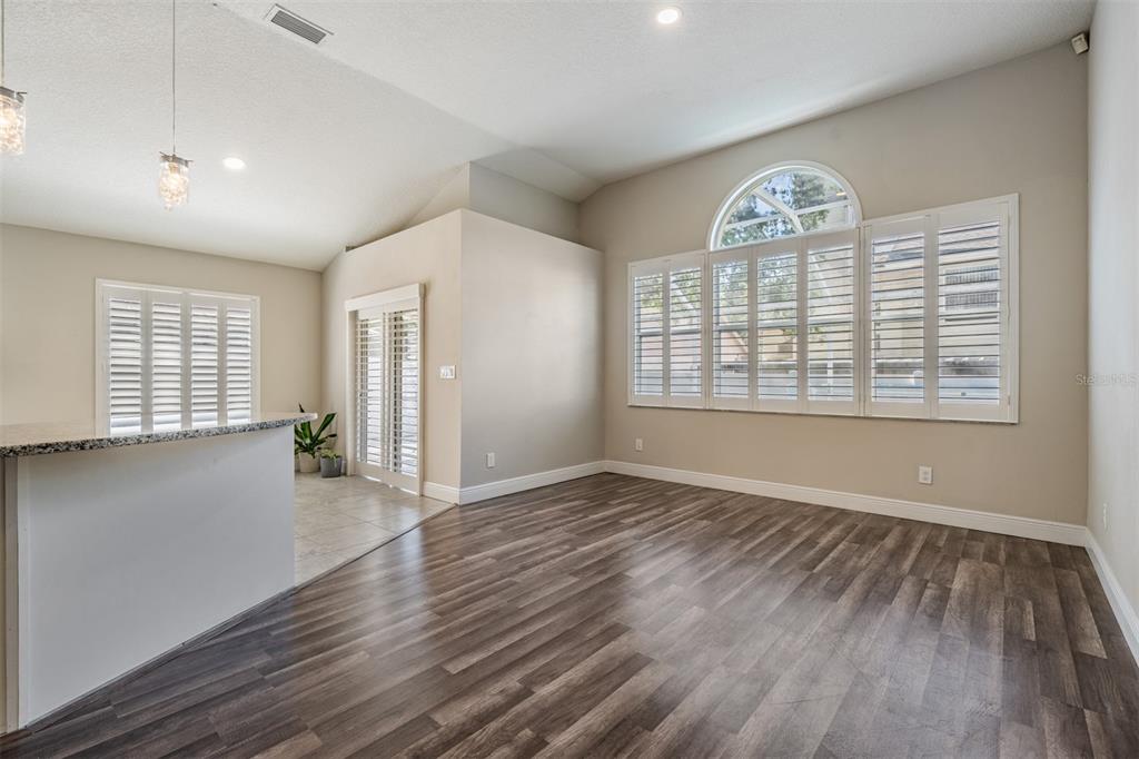 2315 Lyncrest Court Valrico, FL 33596 - Photo 13 of 42