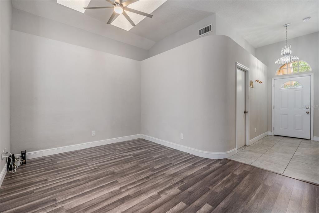 2315 Lyncrest Court Valrico, FL 33596 - Photo 15 of 42