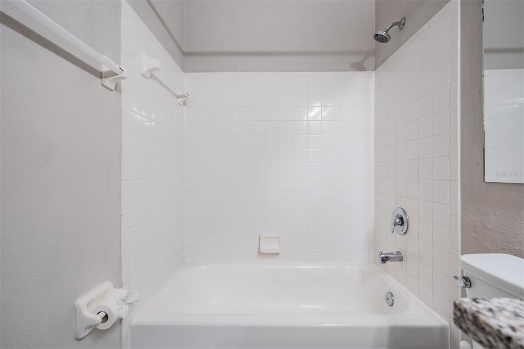 2315 Lyncrest Court Valrico, FL 33596 - Photo 27 of 42