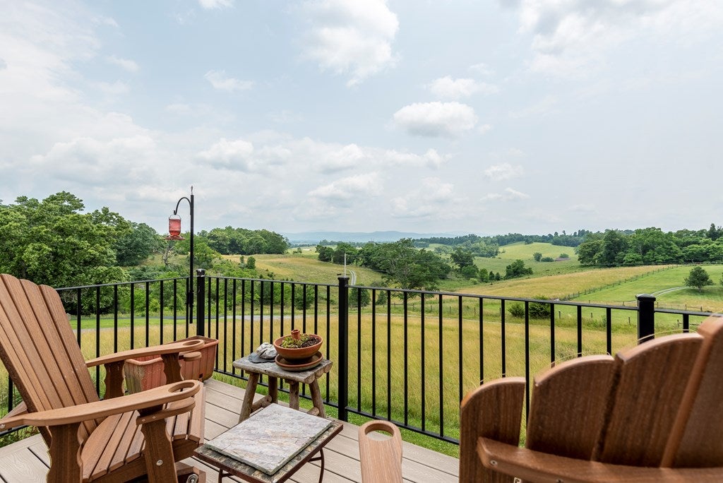 14228 Indian Run Road Glade Spring, VA 24340 - Photo 12 of 64 Gallery Image 12
