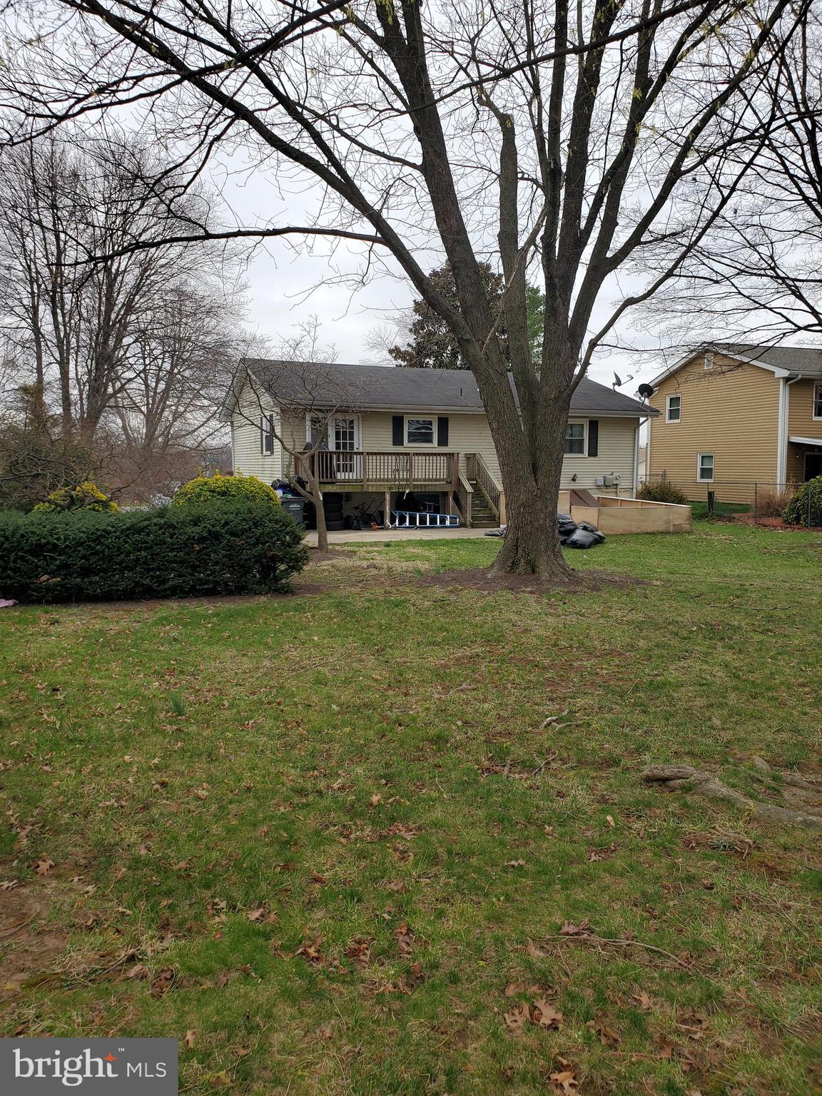 309 South Harrison Road Sterling, VA 20164 - Photo 3 of 5 Gallery Image 3