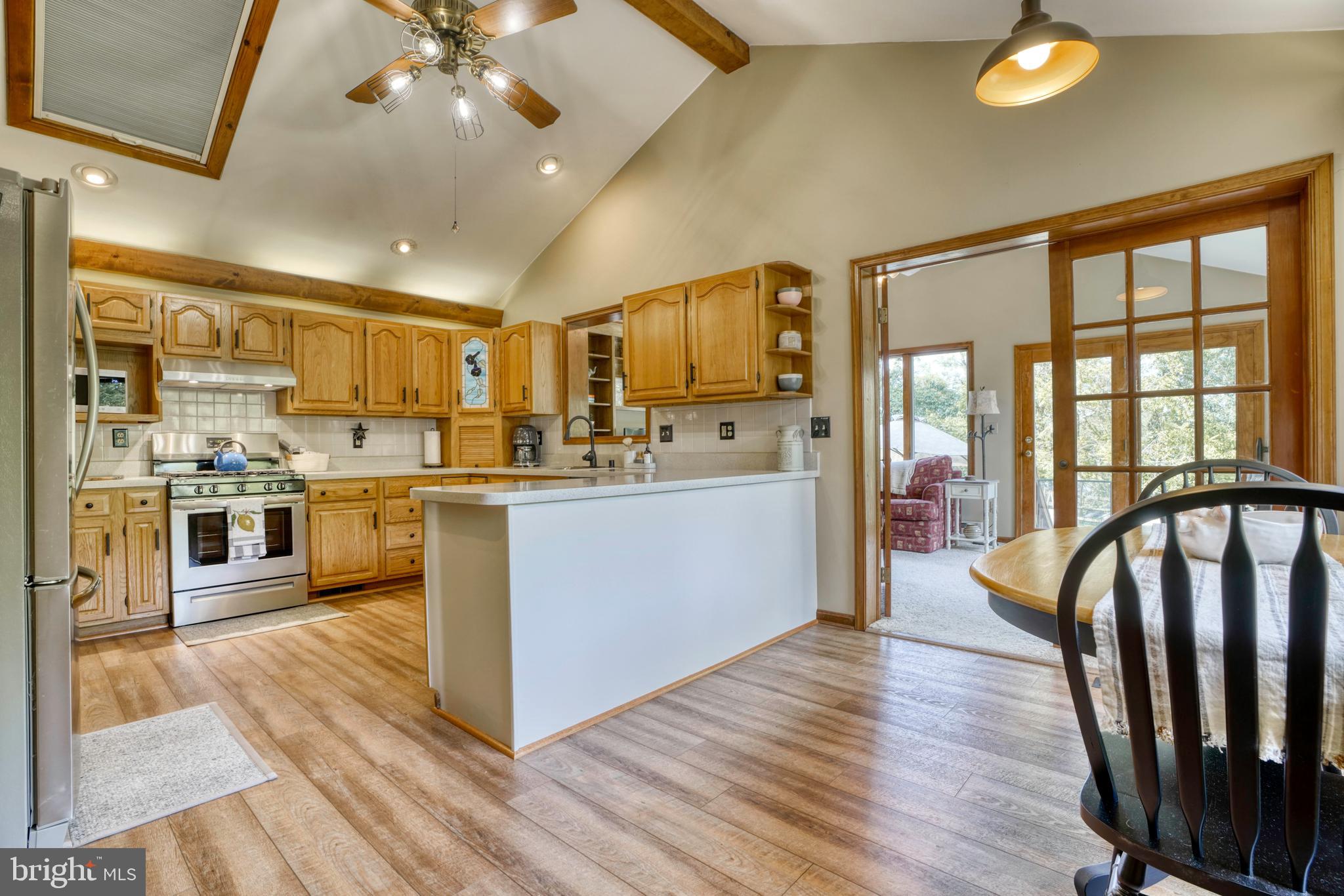 30 Tenbury Road Lutherville-Timonium, MD 21093 - Photo 12 of 51 New flooring has just been put in