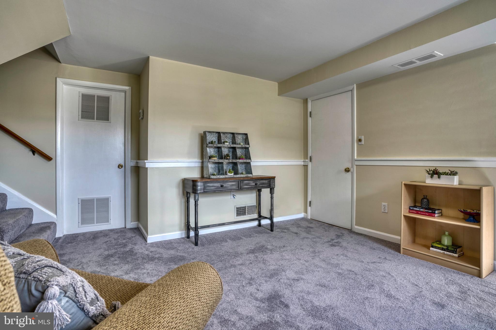 30 Tenbury Road Lutherville-Timonium, MD 21093 - Photo 43 of 51 Family room w be a nice game room