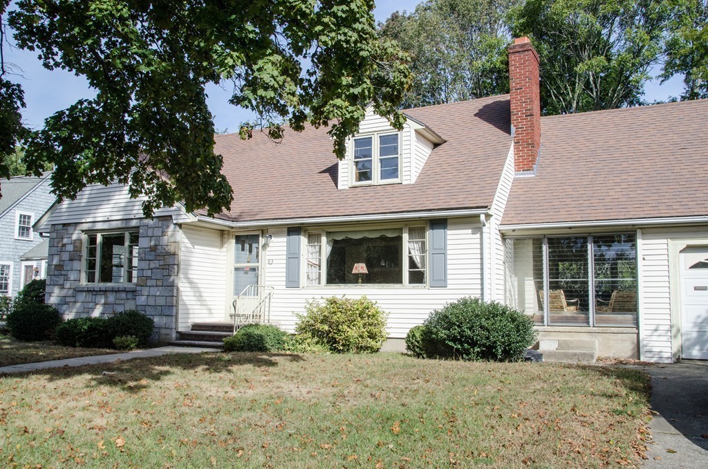 83 Lafayette Street Marblehead, MA 01945 - Photo 24 of 25 front view of a house