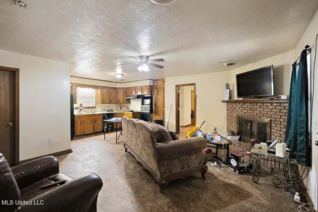 $80,000 | 677 Woody Drive, Jackson, MS 39212