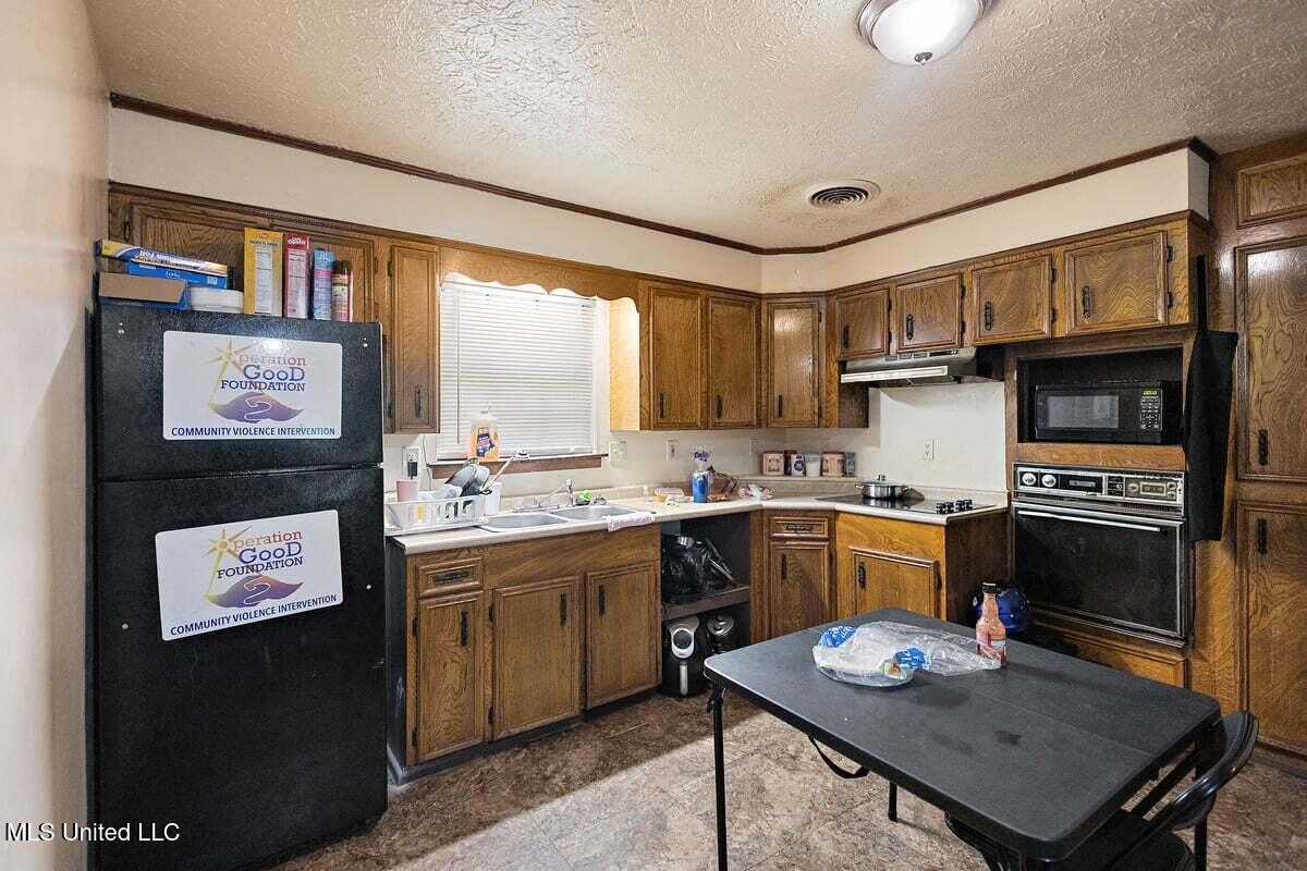 677 Woody Drive Jackson, MS 39212 - Photo 3 of 9 3HTP4134