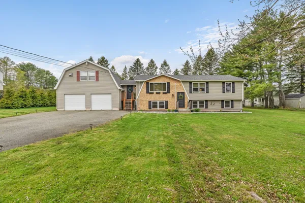 $399,900 | 6 Coolidge Avenue, Hampden, ME 04444
