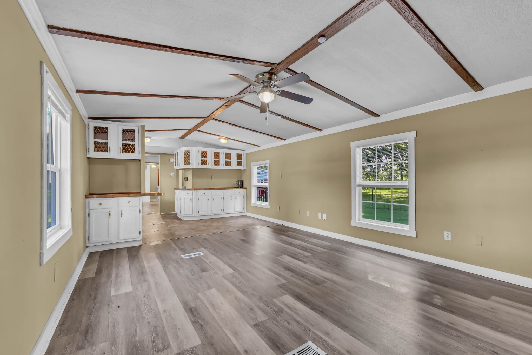2558 Liverpool Road Indian Mound, TN 37079 - Photo 3 of 26 Gallery Image 3