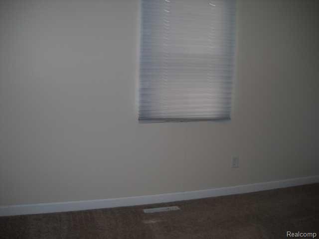 13893 Alton Road Monroe, MI 48161 - Photo 9 of 16 15.jpg