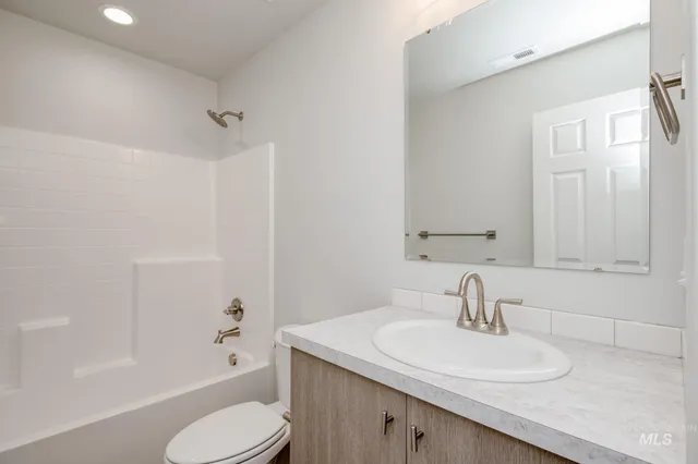 $480,990 | 3858 East Jamestown Drive, Nampa, ID 83686