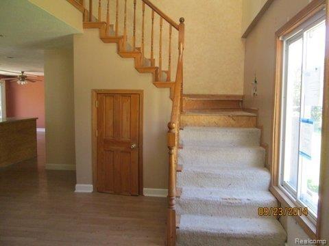 8640 Clarridge Road Clarkston, MI 48348 - Photo 5 of 12 IMG_9144.jpg