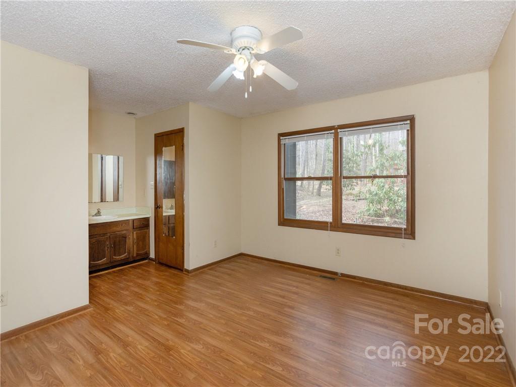 23 St Andrews Road Arden, NC 28704 - Photo 10 of 19 Gallery Image 10