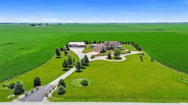 $1,120,000 | 5705 East 30 South Road, Francesville, IN 47946