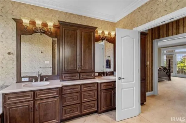 $1,120,000 | 5705 East 30 South Road, Francesville, IN 47946