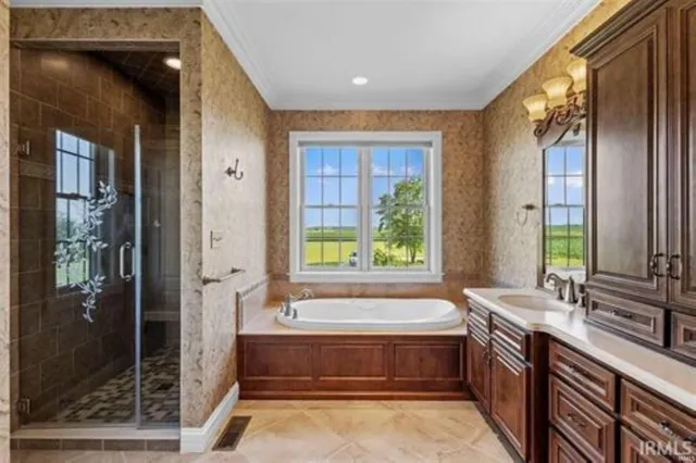 $1,120,000 | 5705 East 30 South Road, Francesville, IN 47946