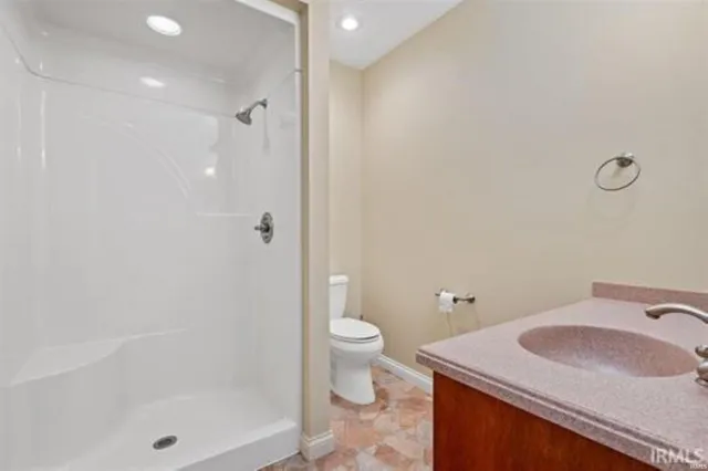 $1,120,000 | 5705 East 30 South Road, Francesville, IN 47946