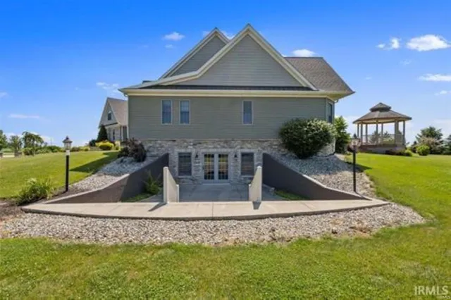 $1,120,000 | 5705 East 30 South Road, Francesville, IN 47946