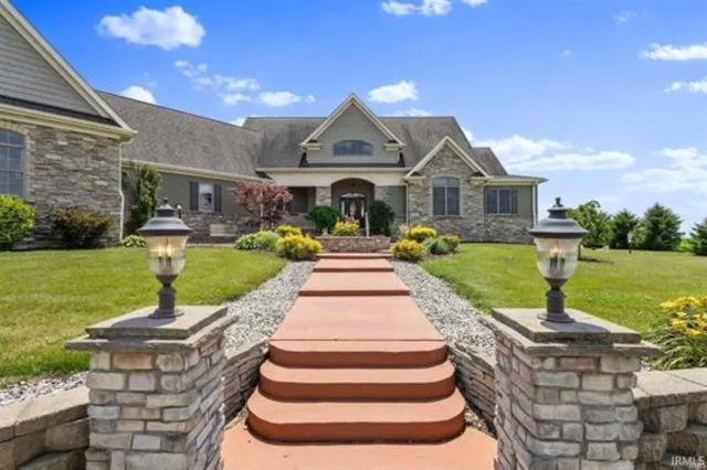 $1,120,000 | 5705 East 30 South Road, Francesville, IN 47946