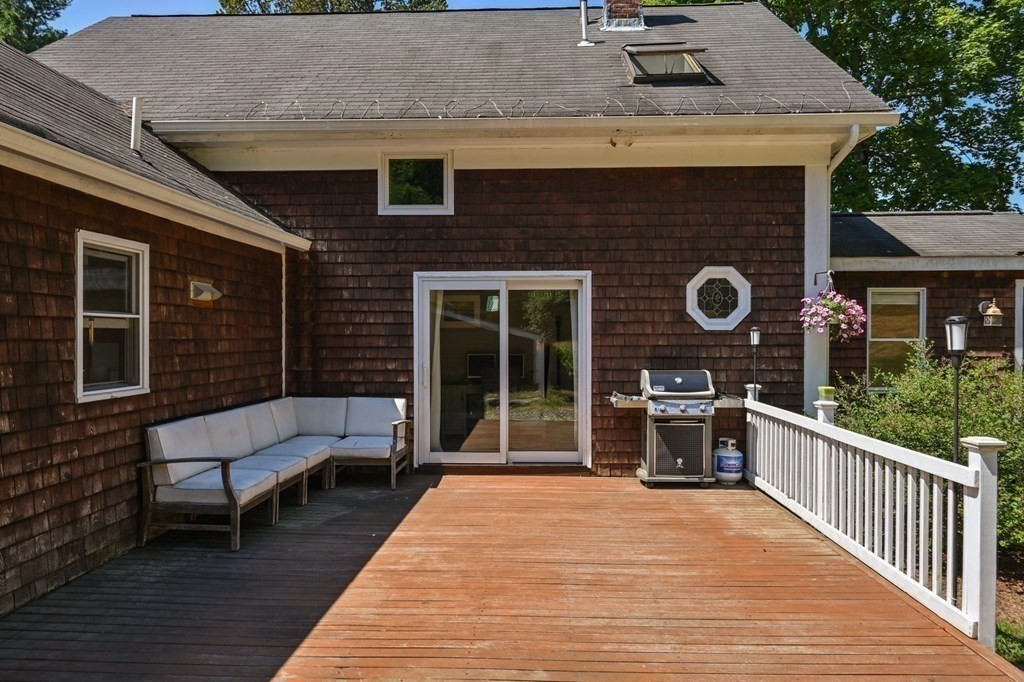 96 High Street Topsfield, MA 01983 - Photo 29 of 37 Gallery Image 29