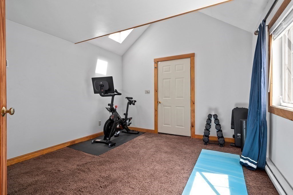 96 High Street Topsfield, MA 01983 - Photo 4 of 37 Gallery Image 4