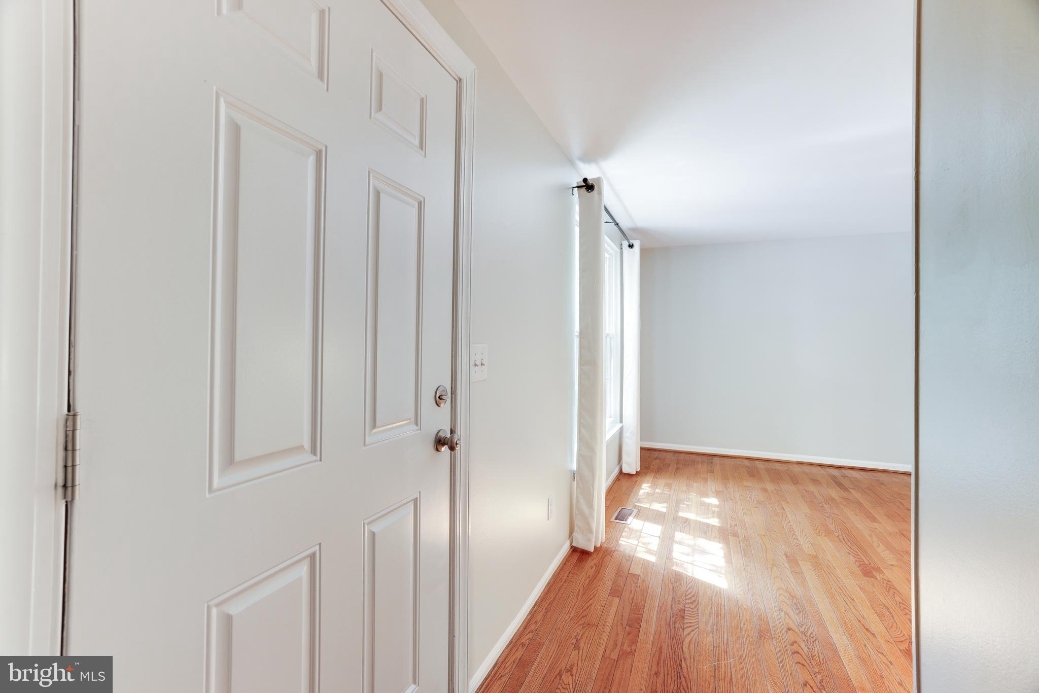 11774 Bayfield Court Reston, VA 20194 - Photo 11 of 40