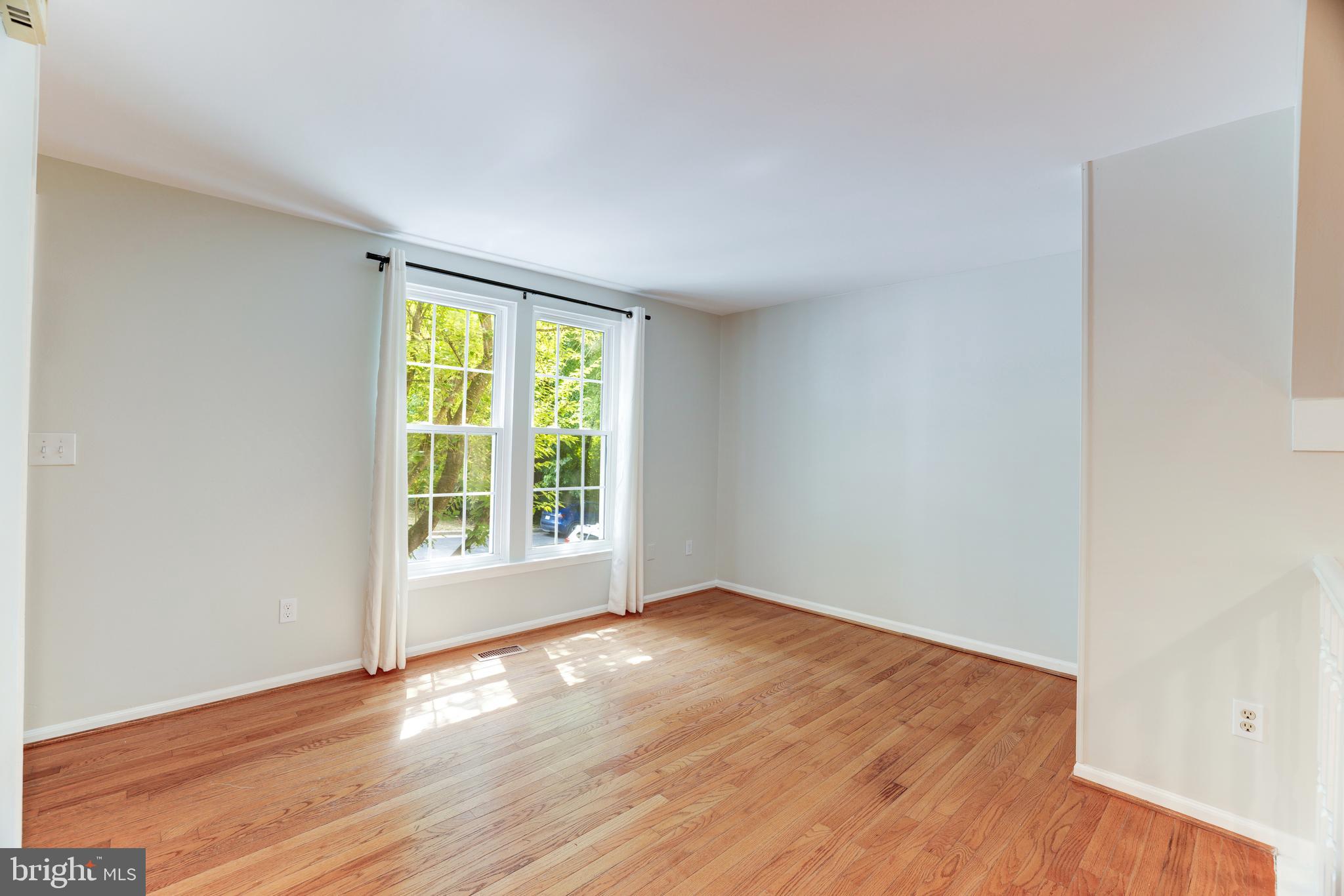 11774 Bayfield Court Reston, VA 20194 - Photo 16 of 40