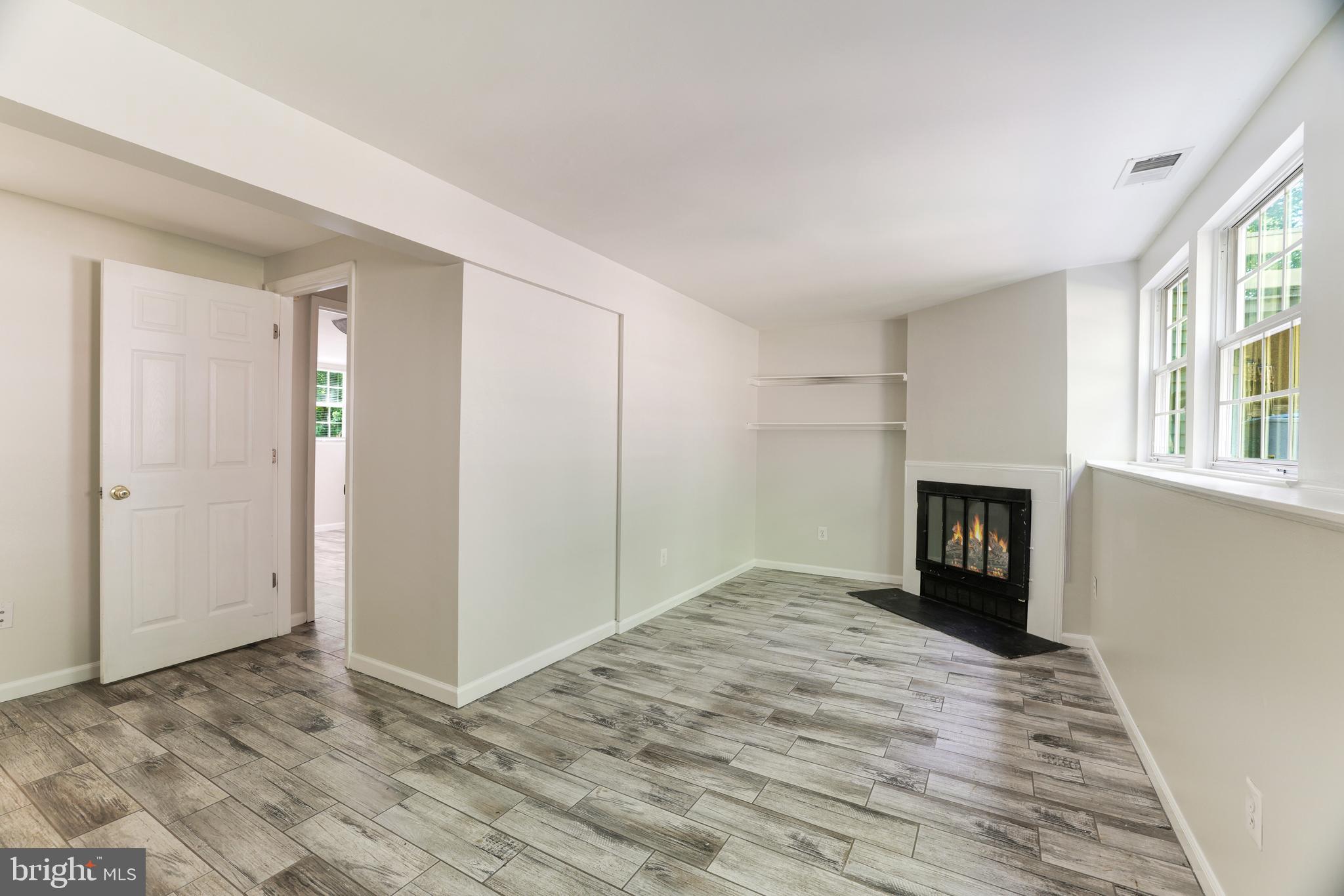 11774 Bayfield Court Reston, VA 20194 - Photo 34 of 40