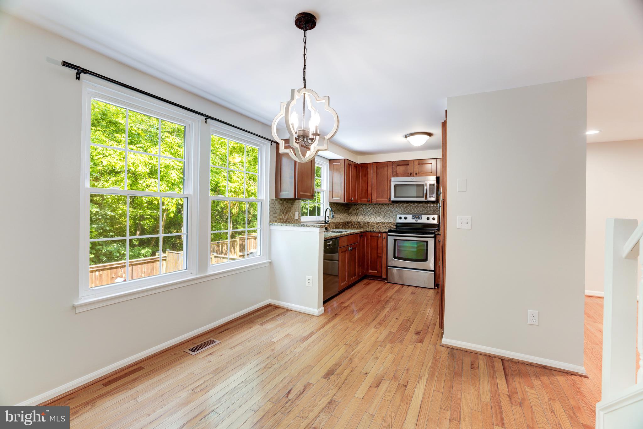 11774 Bayfield Court Reston, VA 20194 - Photo 7 of 40