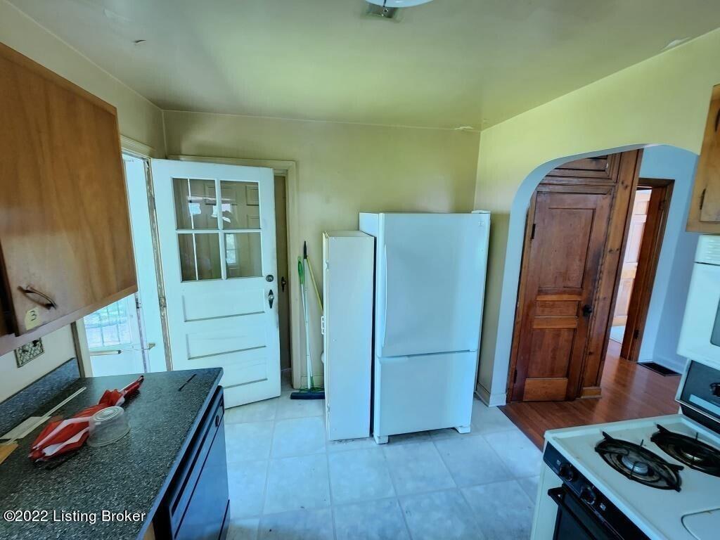 3817 Poplar Level Road Louisville, KY 40213 - Photo 15 of 32 img (14)