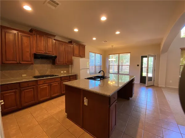 $3,200 | 331 Abbey Drive, Austin, TX 78737